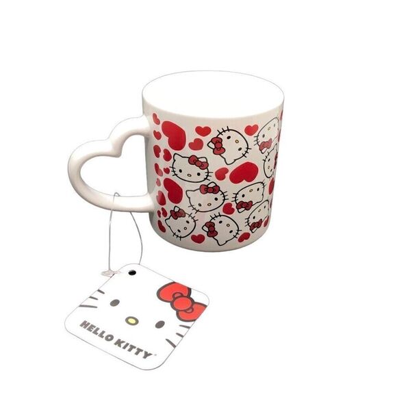 Hello Kitty NWT Heart Handle Mug Coffee Tea Cup For Valentines - Picture 2 of 16
